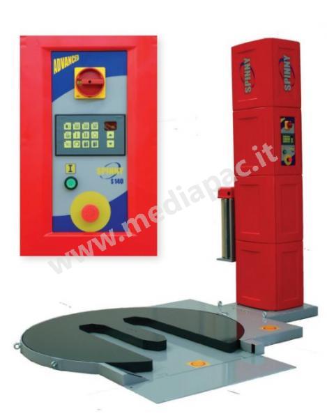 Tavola rotante aperta per carico del pacco tramite transpallet